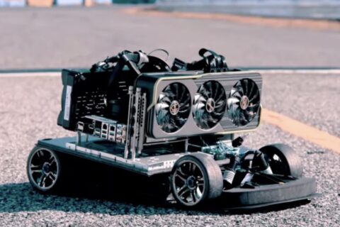 Sega trình làng “PC nhanh nhất thế giới” lên đến 100km/h